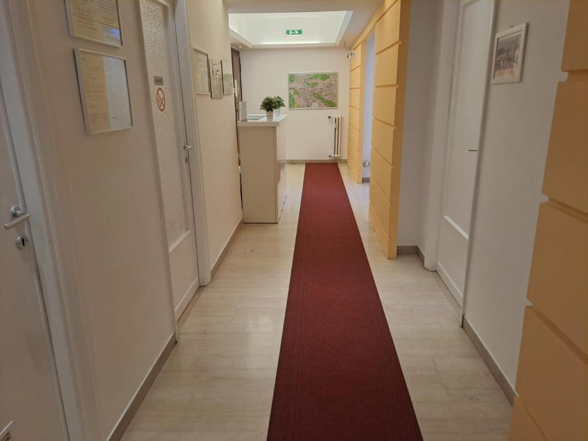 In Roma Life Hotel Kültér fotó